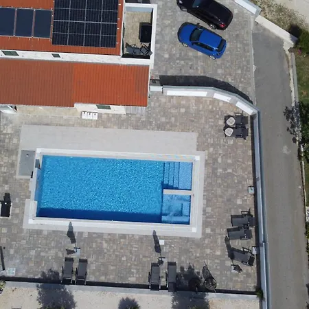 Apartment Sana Vir